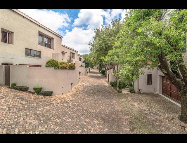 3 BEDROOM HOUSE FOR SALE IN BEDFORDVIEW